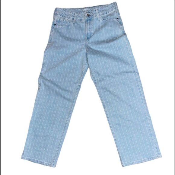 Old Navy Slim High Waist Wide Leg Jeans​​​​​ - Picture 2 of 8